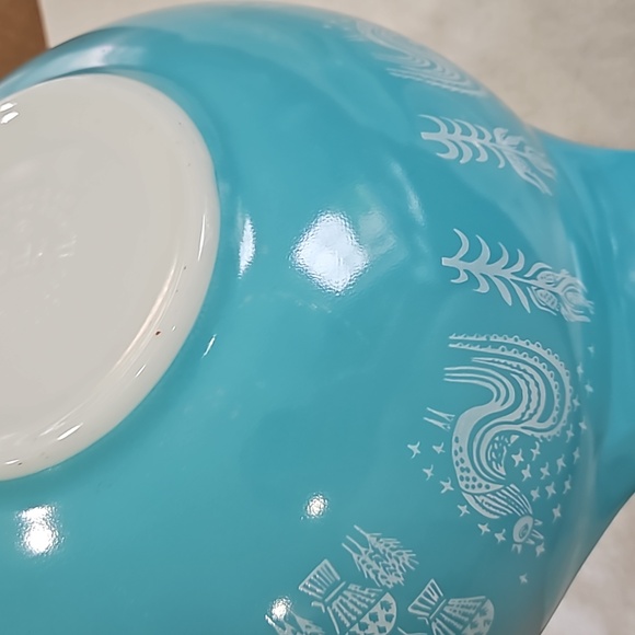 Vintage Pyrex Amish Blue Butterprint Bowls! - Picture 13 of 17